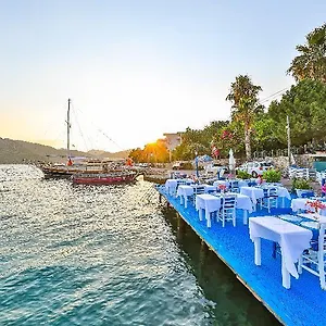 https://anfora-otel.aegeanhotels.net